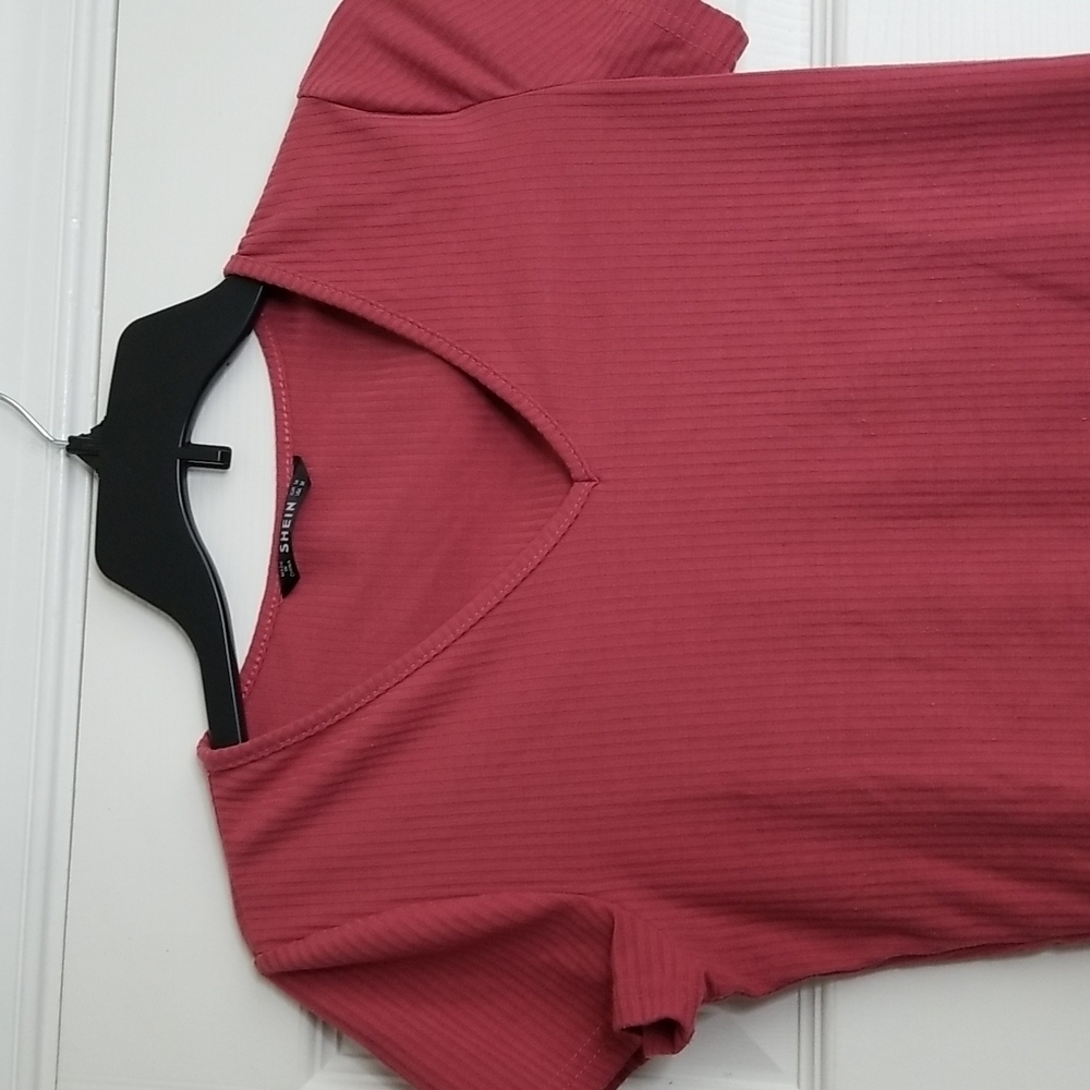 Shein Ribbed Crop Top - Picture 3 of 10